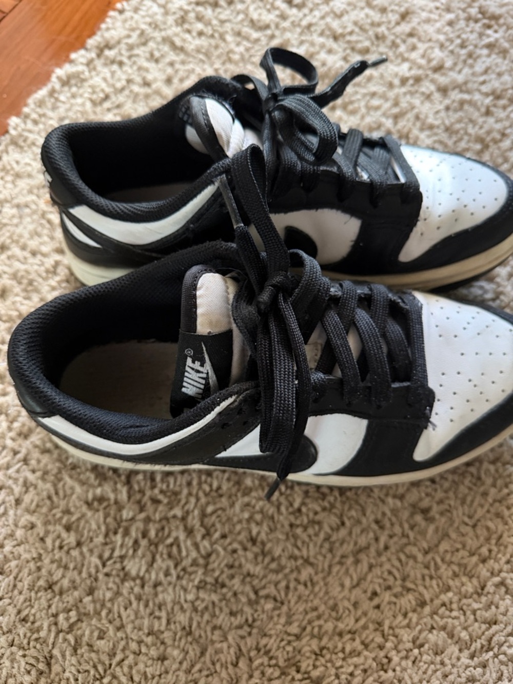 Women's Athletic Sneakers Nike dunk low pandas